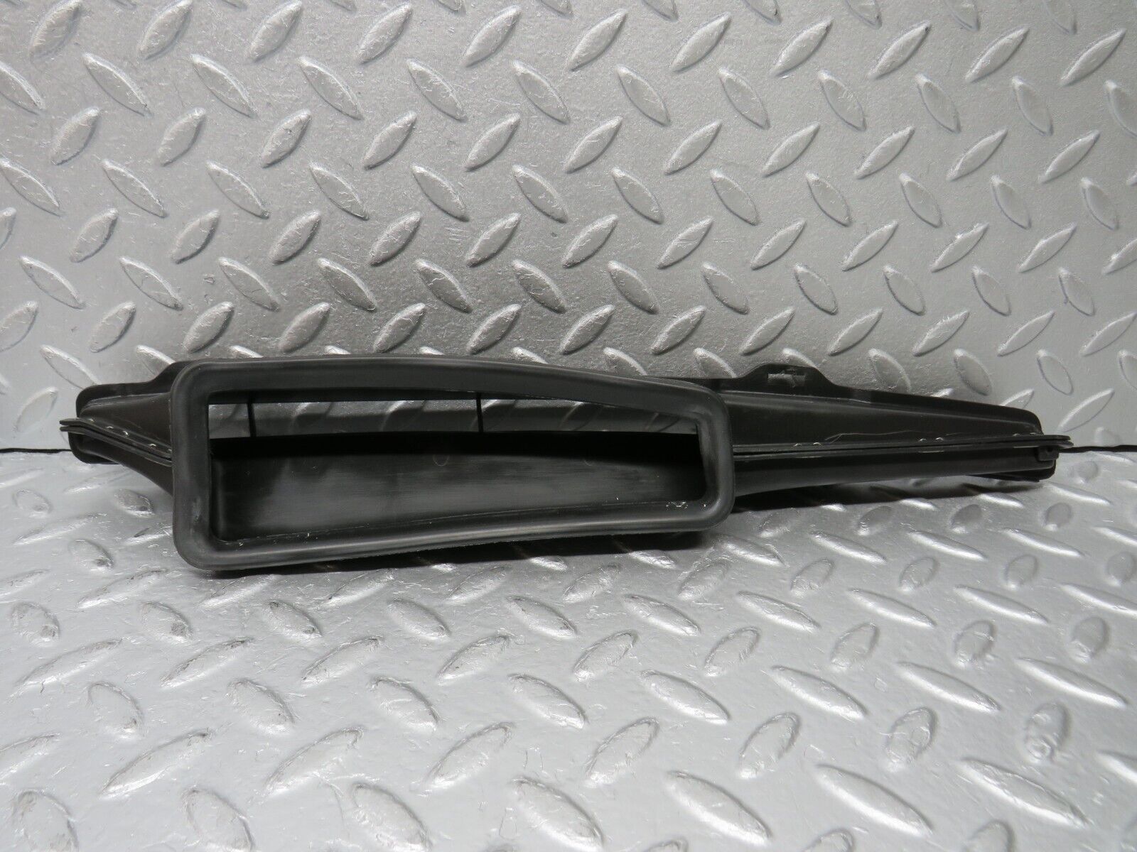 38558 Mercedes-Benz R129 280SL Coupe Dashboard Air Vent Duct 1298300219 1298300119