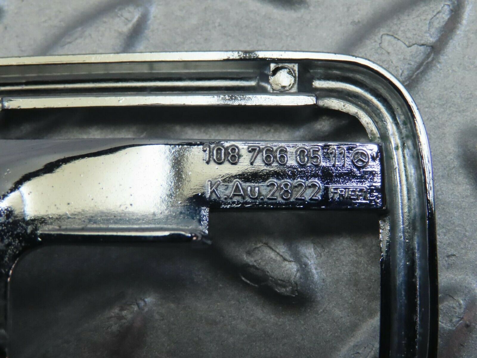 8884 Mercedes-Benz W108 Chrome Frame For Door Opener Left 1087660511