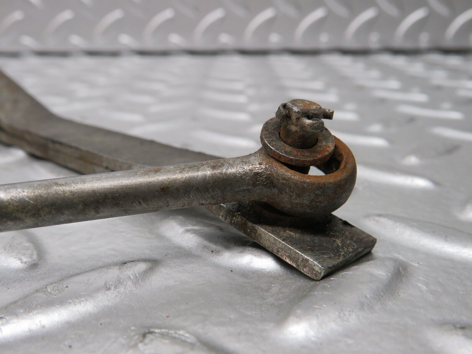 28192 Mercedes-Benz W123 280E Gearbox Linkage