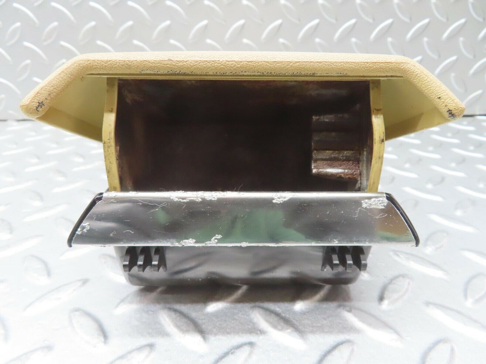 13556 Mercedes-Benz W123 200 Rear Door Ashtray