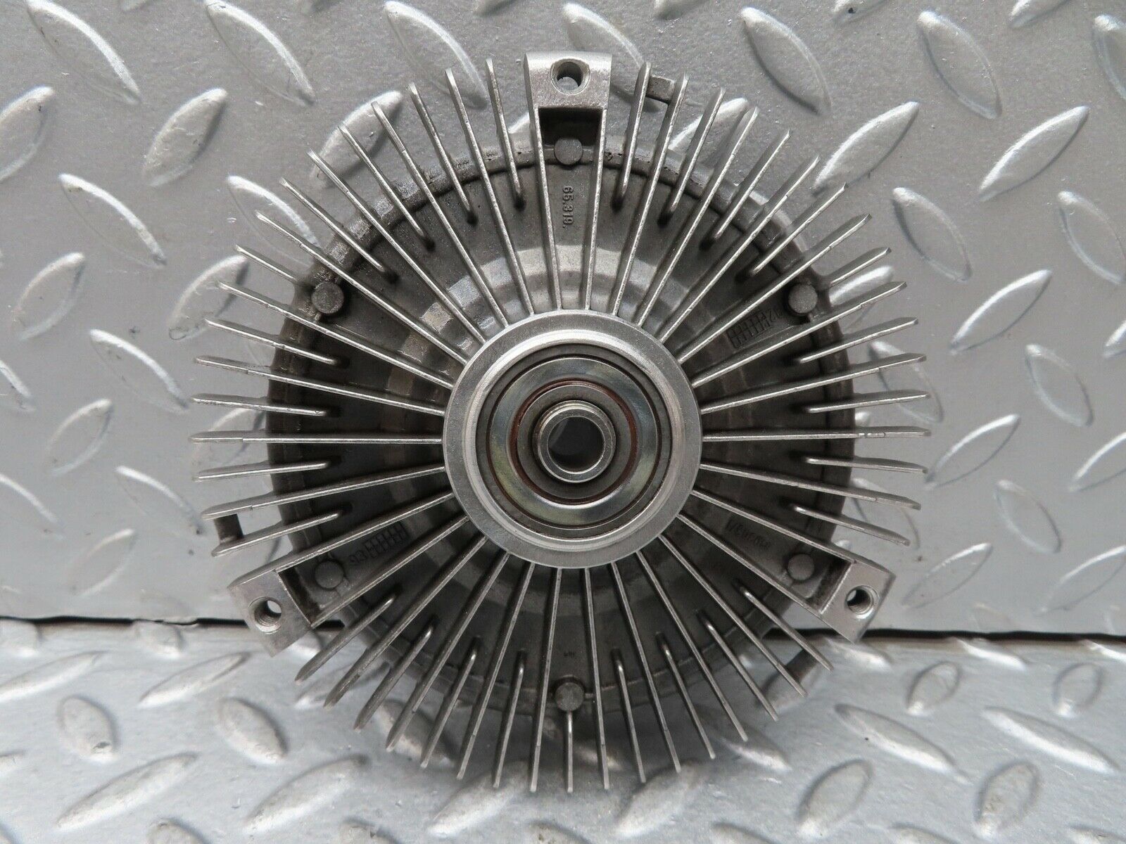 17305 Mercedes-Benz R129 300SL Coupe Engine Cooling Fan Clutch