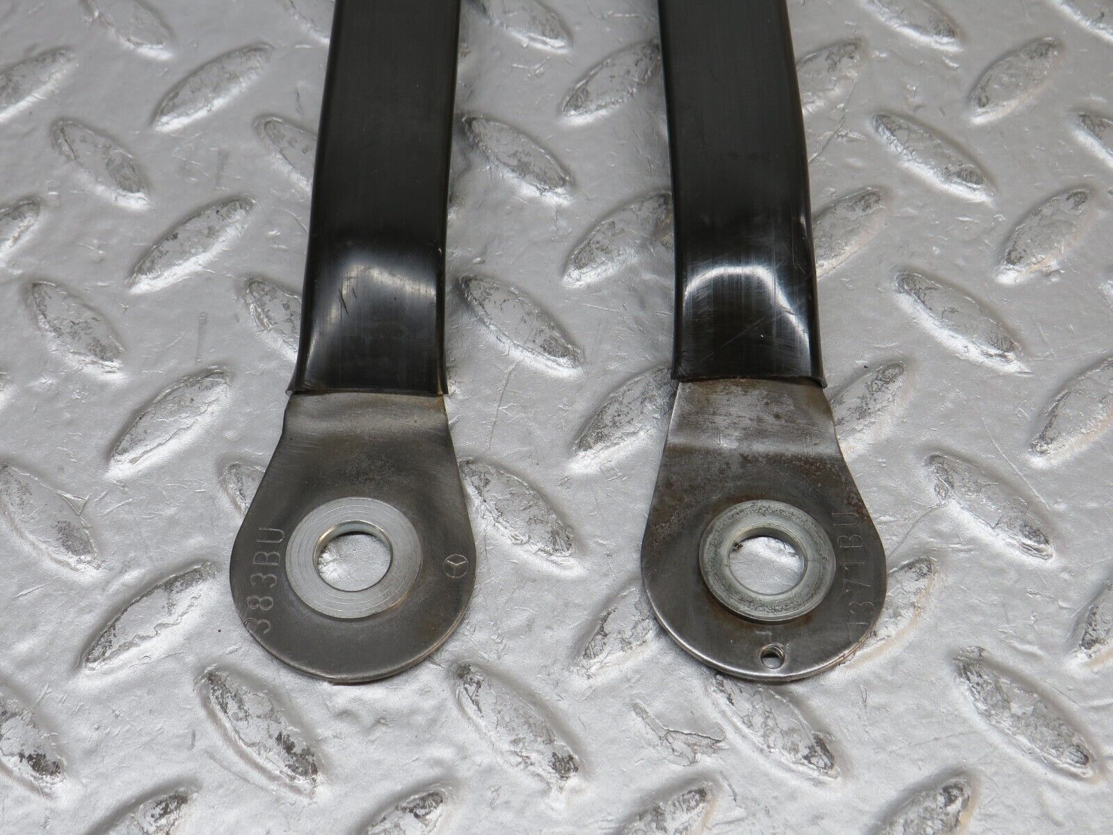 37972 Mercedes-Benz A124 320E Cabriolet Front Seat Belt Runner Pair