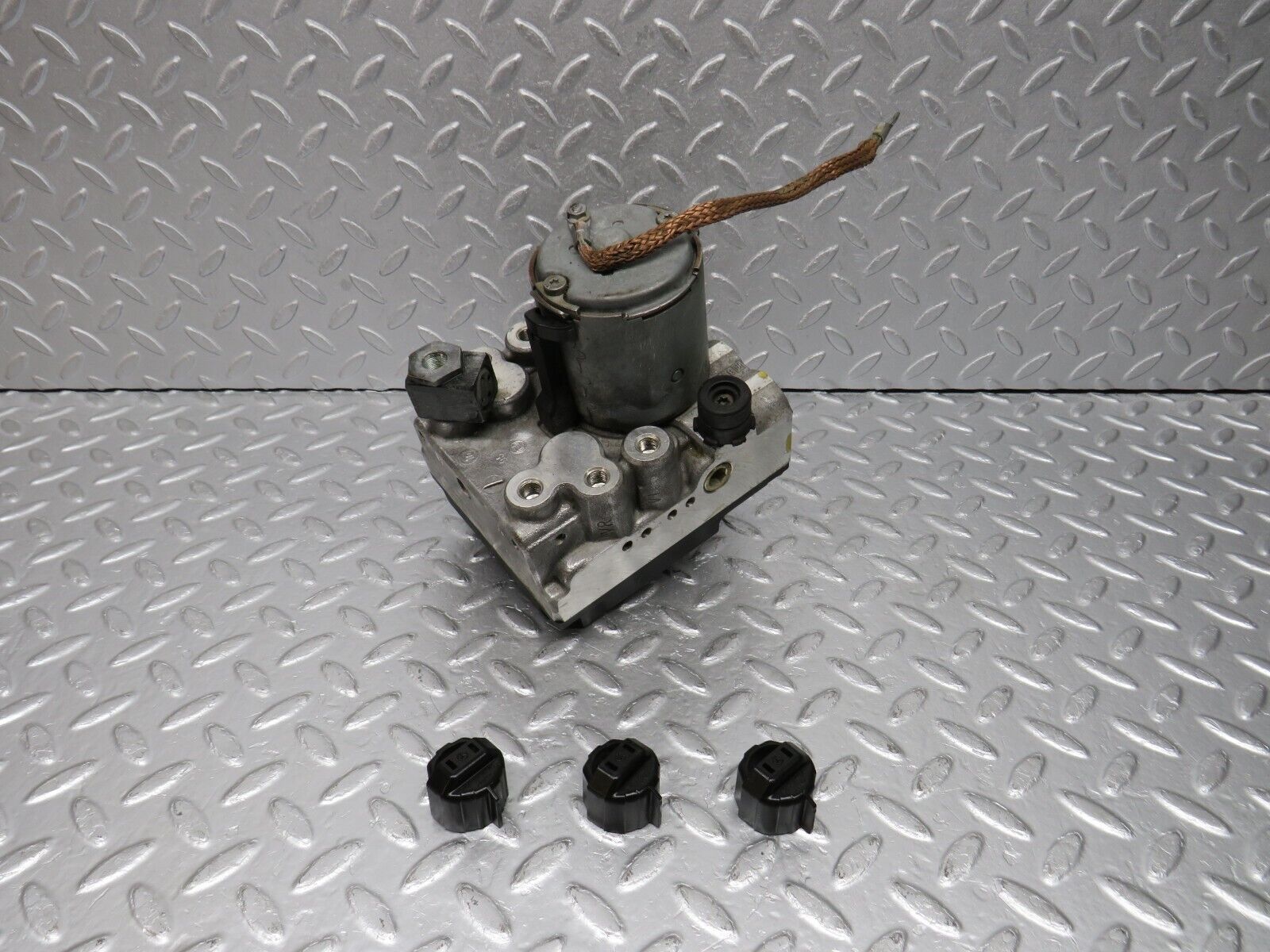 39439 Mercedes-Benz R129 320SL Coupe ABS Brake Pump Bosch 0130108057 0024319712 0265217007