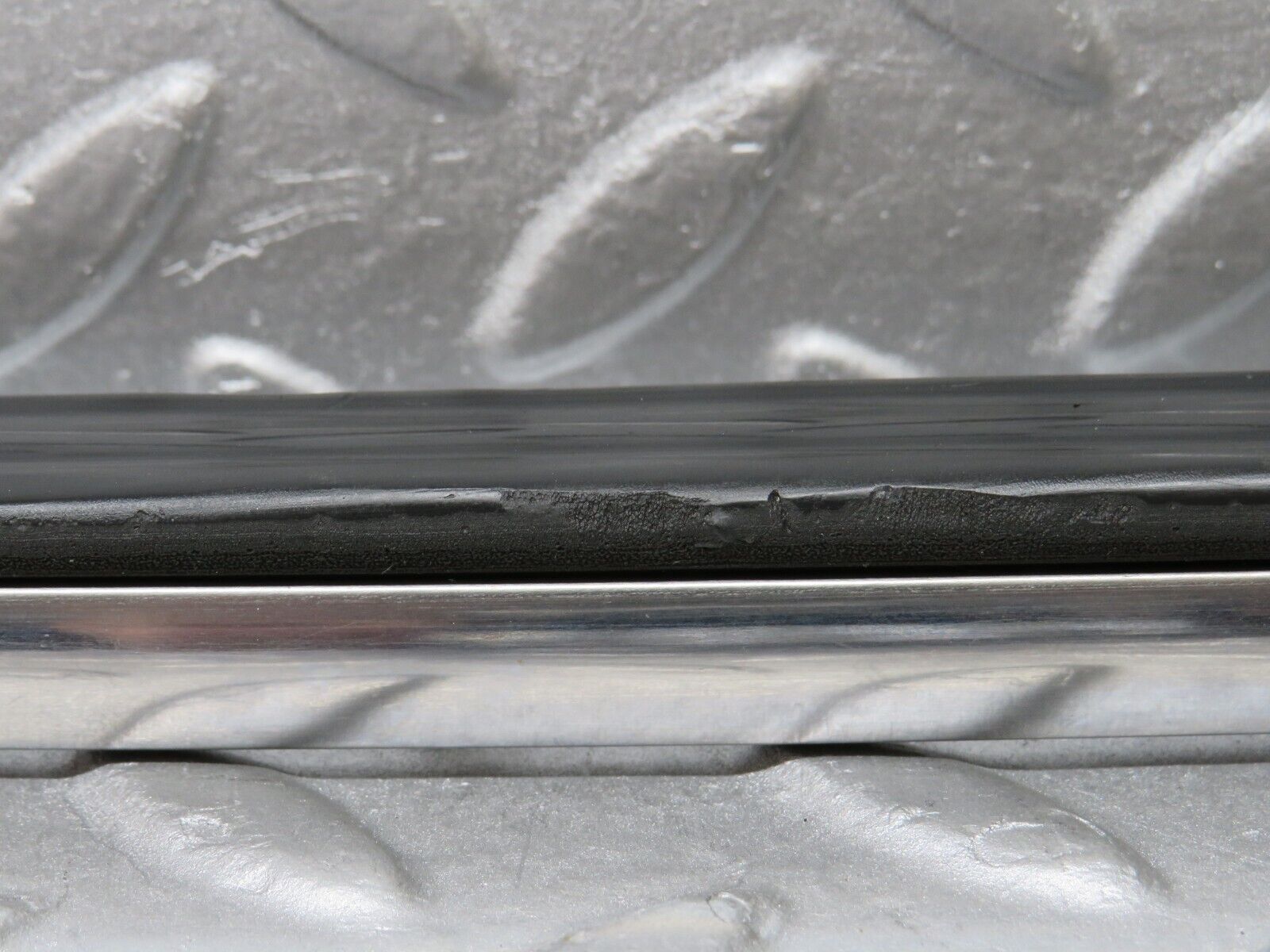 37440 Mercedes-Benz W109 300SEL Front Left Fender Wing Centre Moulding Trim