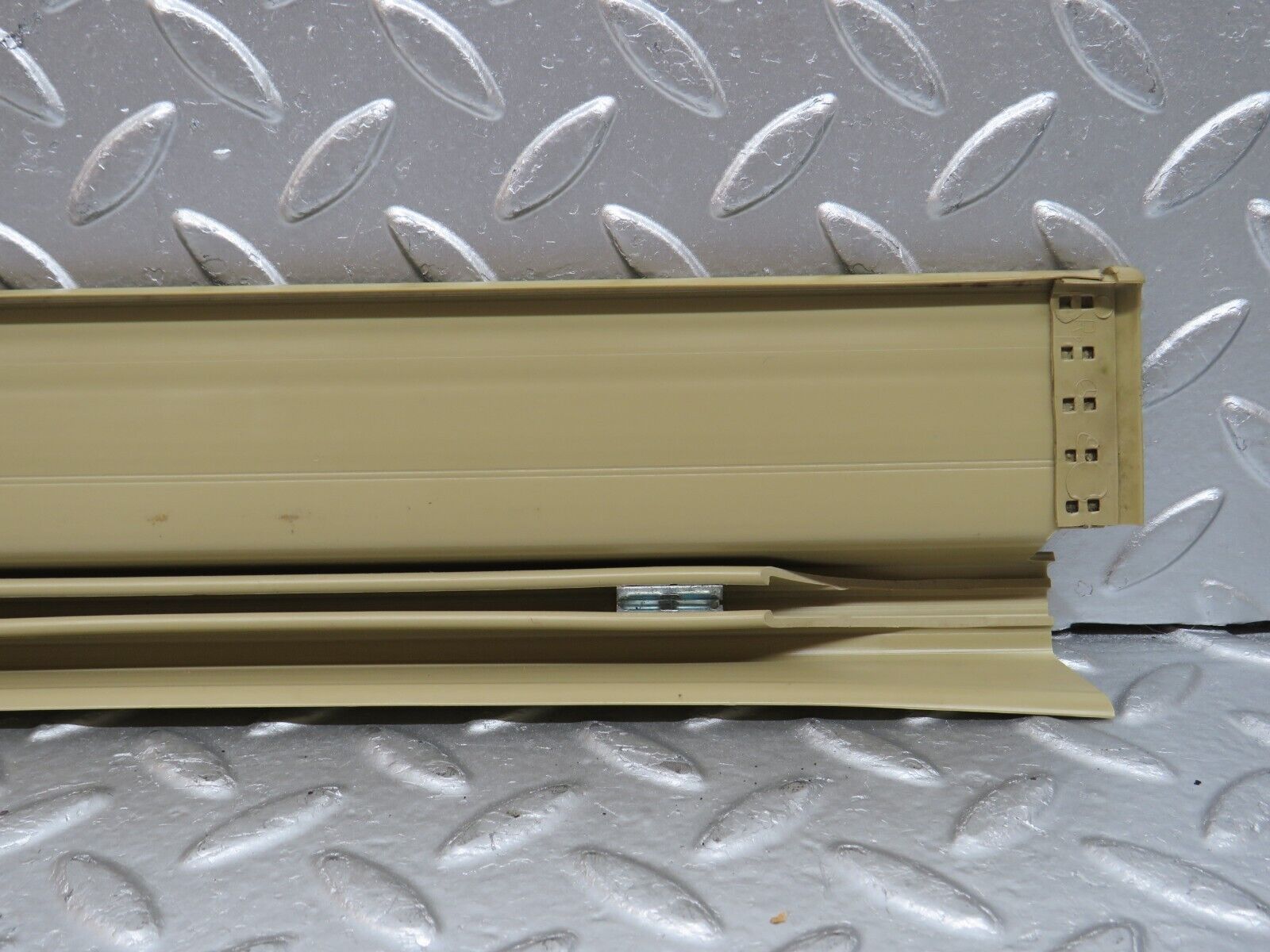 29278 Mercedes-Benz W124 230E Rear Right Door Sill Trim