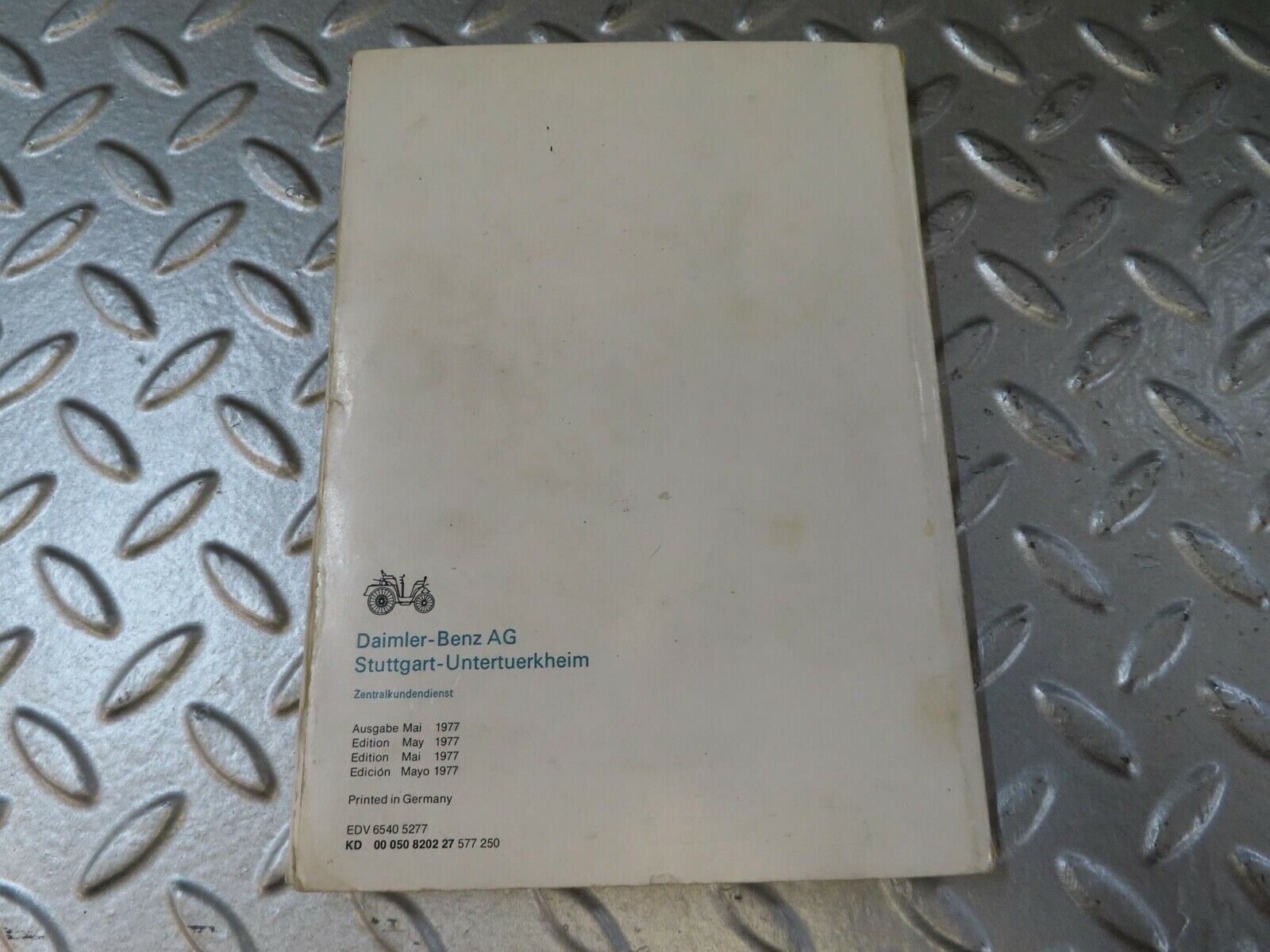 13105 Mercedes-Benz Service Stations Book Europa