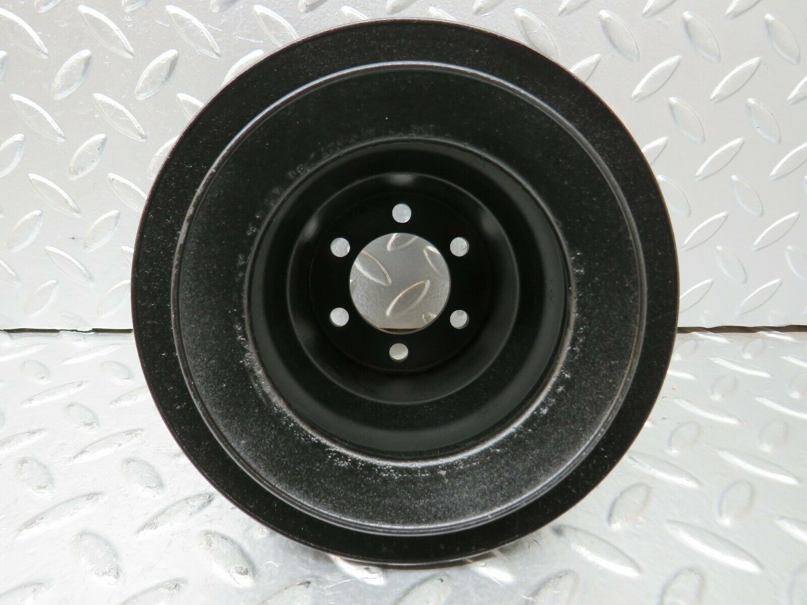 23882 Mercedes-Benz C107 450SLC Coupe Crankshaft Pulley