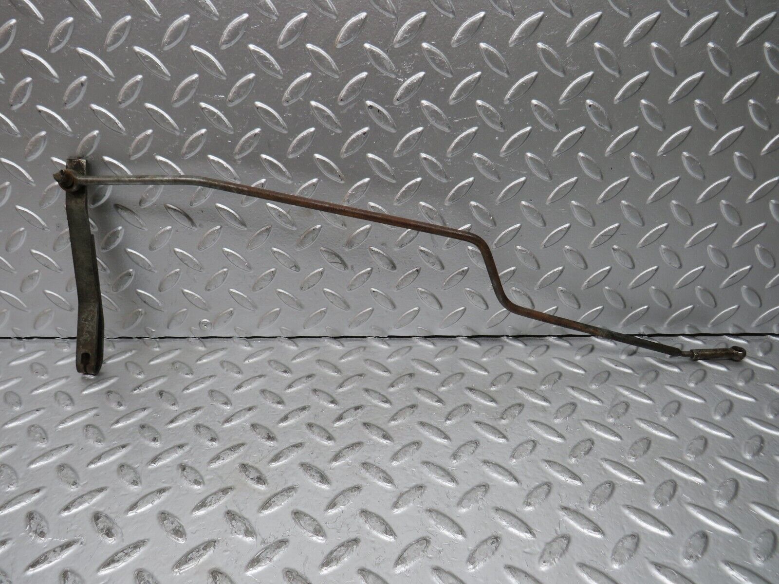 28192 Mercedes-Benz W123 280E Gearbox Linkage