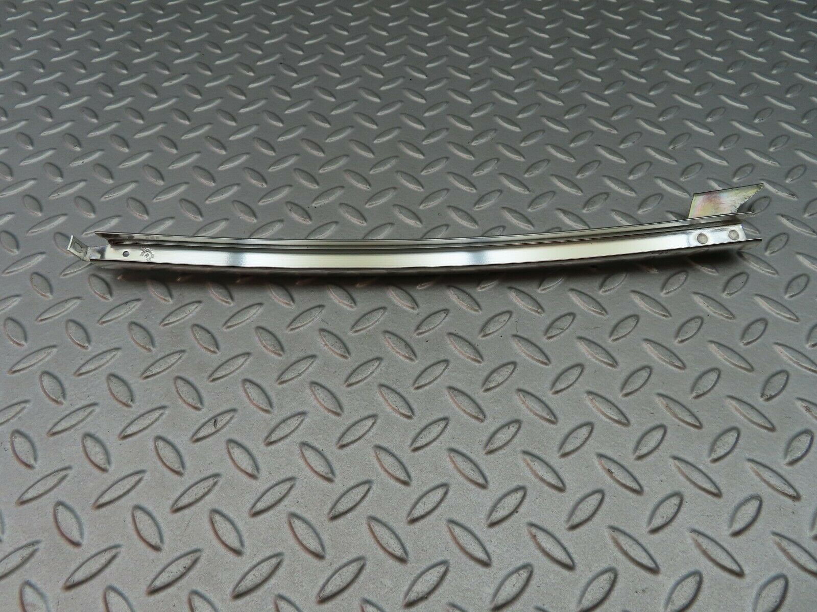 5790 Mercedes-Benz W123 200 Rear Right Chrome Window Channel