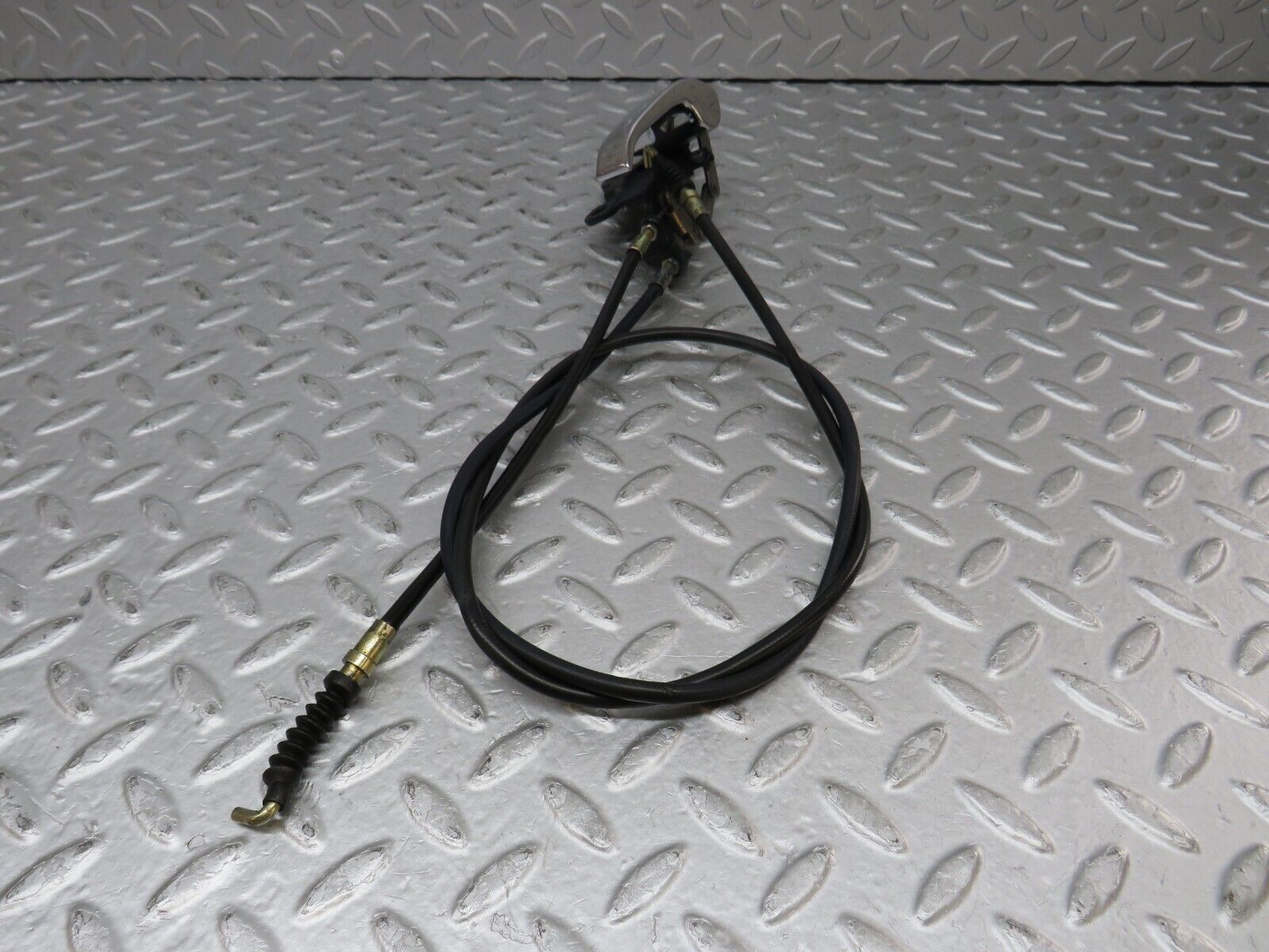 36825 Mercedes-Benz R129 300SL-24 Front Right Seat Release Handle Cable