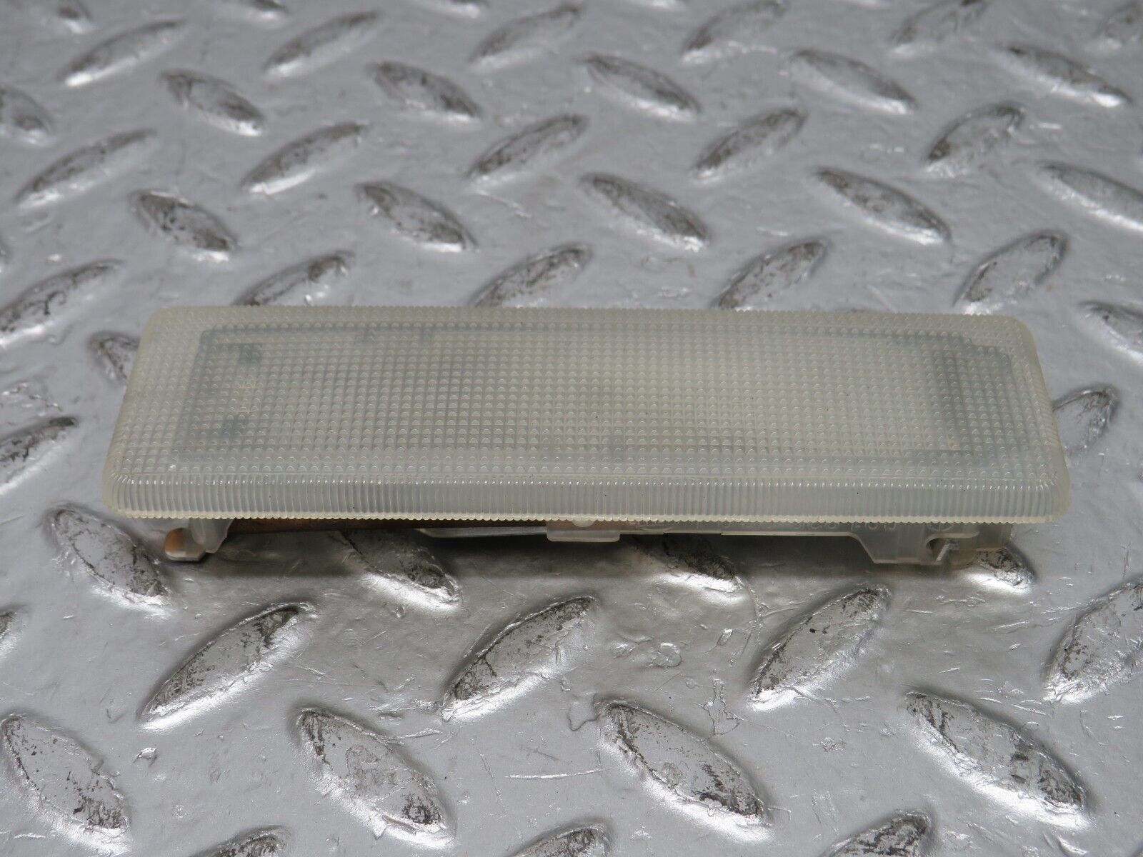 32397 Mercedes-Benz S124 300TE Wagon Rear Interior Dome Light 0018200601