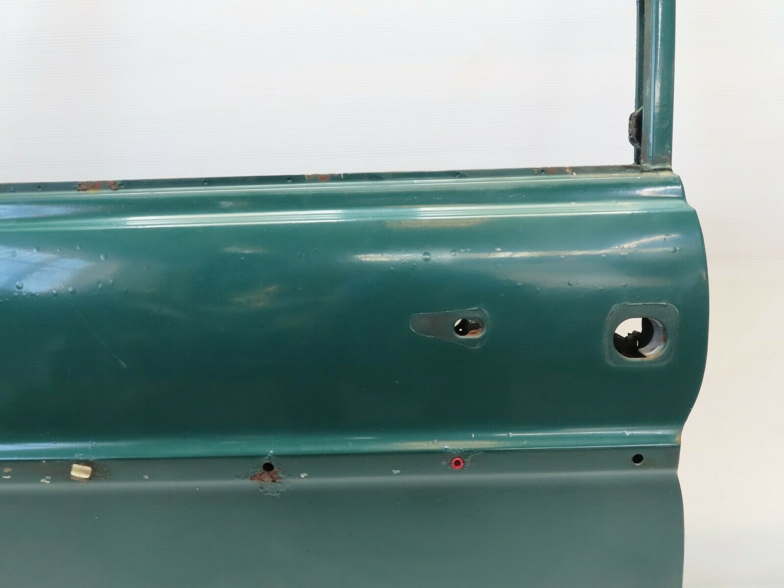 7930 Mercedes-Benz W115 220D Front Left Door