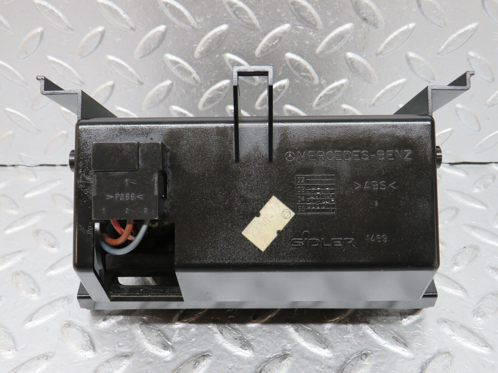 33270 Mercedes-Benz W202 C180 Centre Console Ashtray Wood Finish