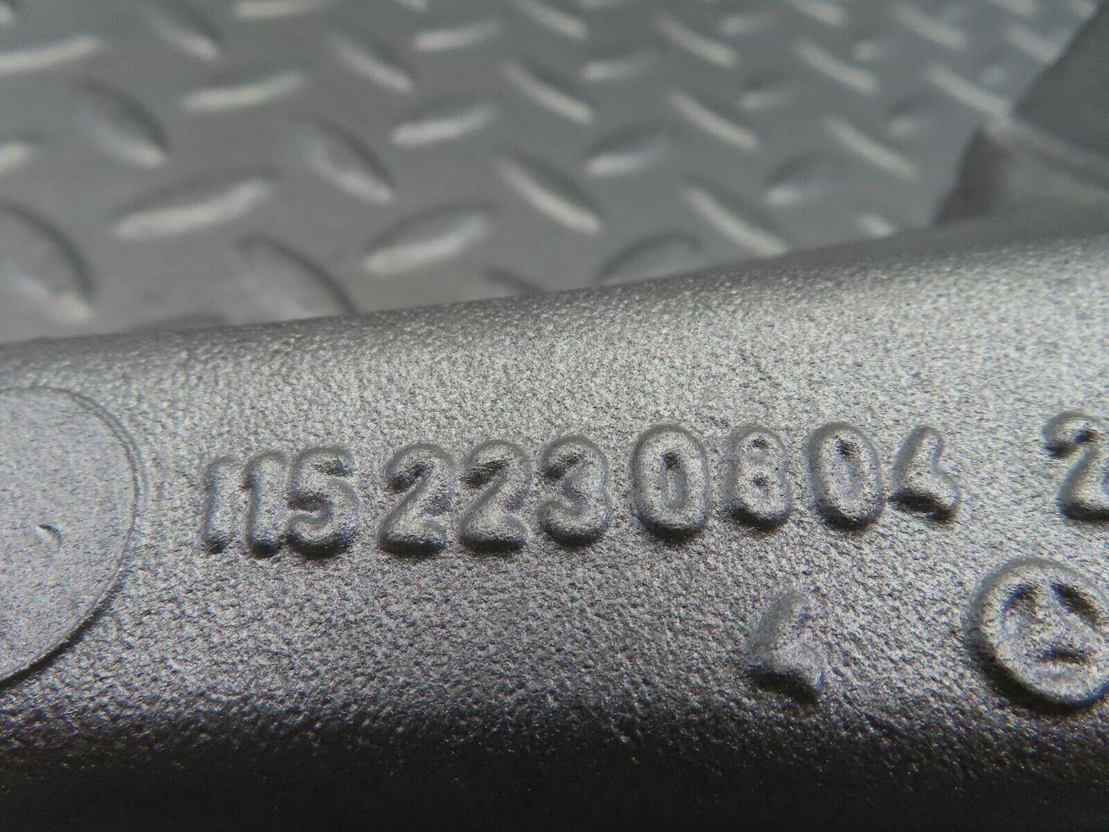 7966 Mercedes-Benz W115 220D Engine Mount Bracket Left Side 1152230804