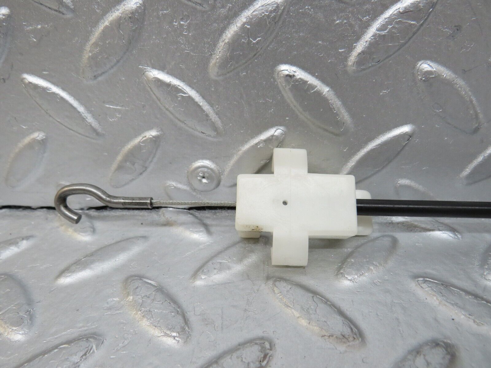 35076 Mercedes-Benz W210 320E Front Door Lock Cable