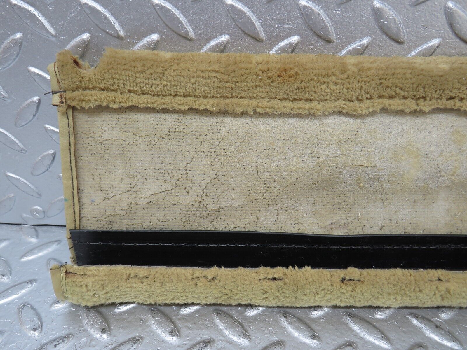 34450 Mercedes-Benz C126 380SEC Front Right Seat Under Cover Beige