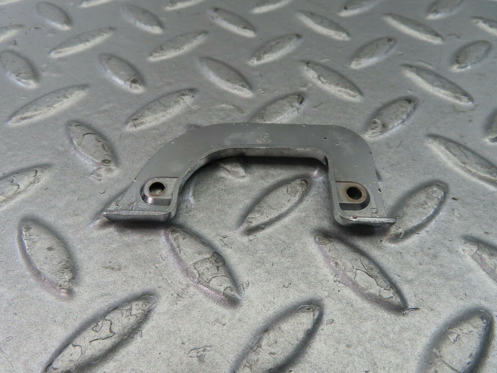 9225 Mercedes-Benz W115 Right Interior Chrome Door Latch Trim