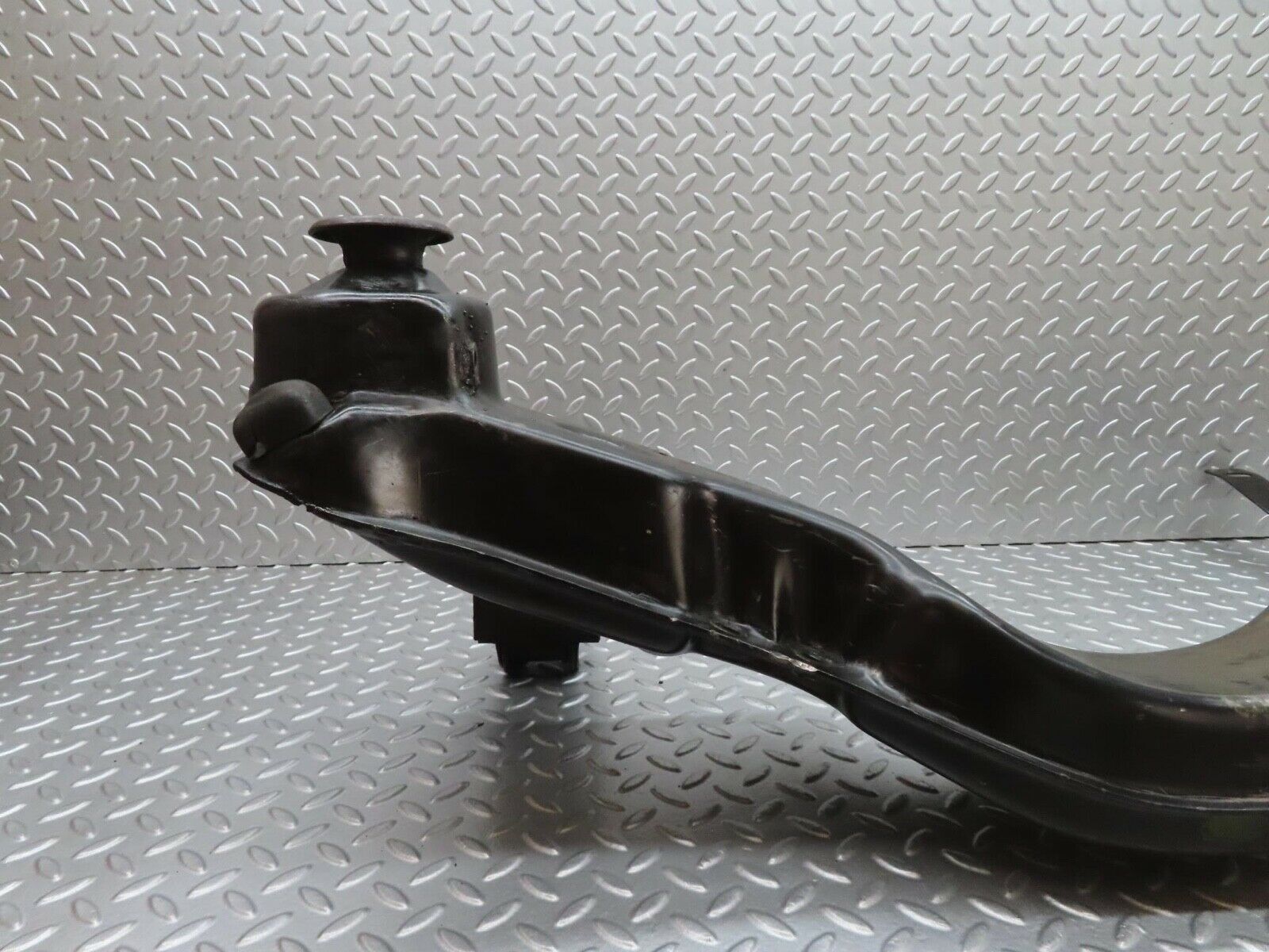 13263 Mercedes-Benz W108 280SE 3.5 Front Subframe Engine Carrier Cradle