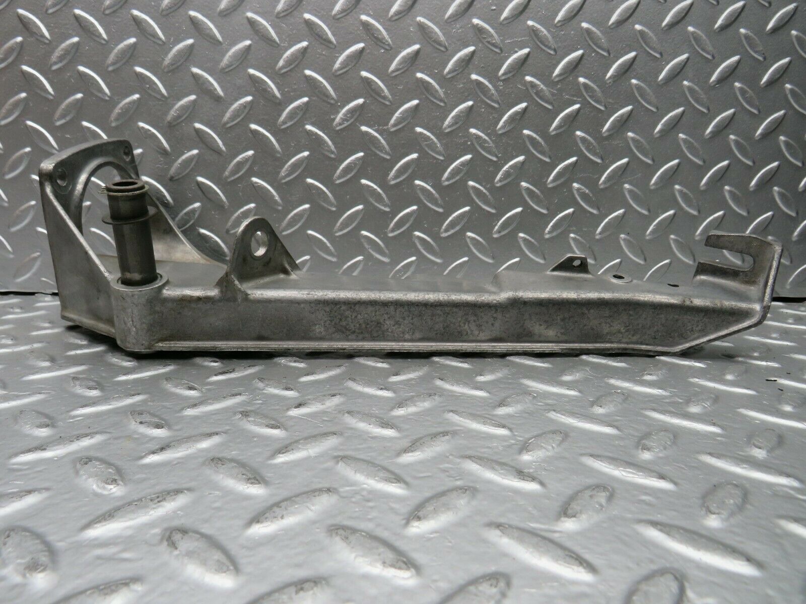 22683 Mercedes-Benz C107 450SLC Coupe Brake Pedal Bracket 1072941101