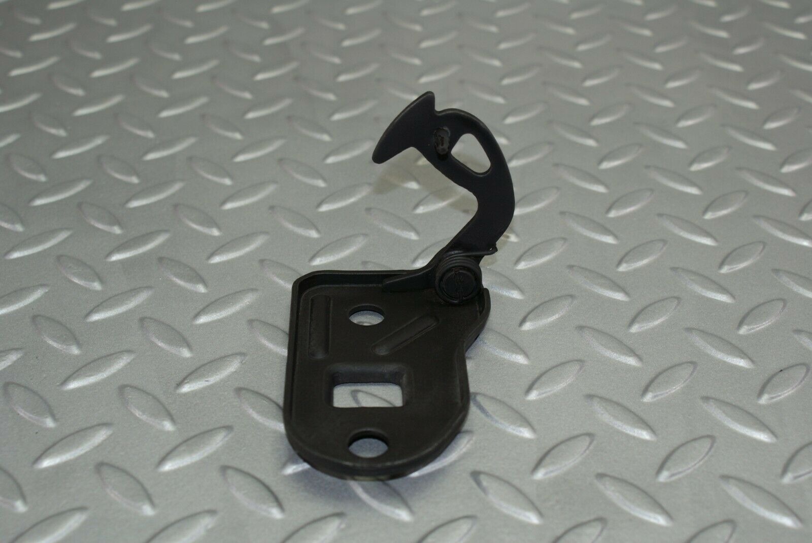 2950 Mercedes-Benz C123 280CE Coupe Bonnet Safety Latch 1238800160