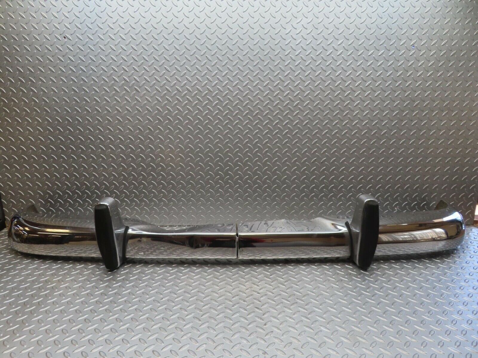13348 Mercedes-Benz W111 220S Rear Bumper