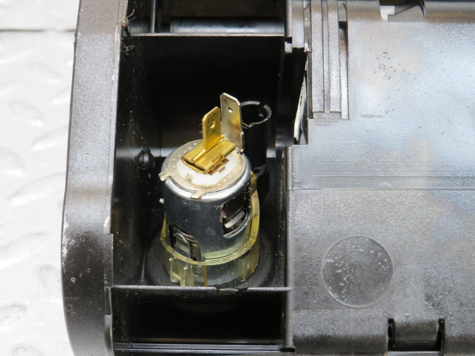 34933 Mercedes-Benz W210 320E Centre Console Ashtray Wood Finish