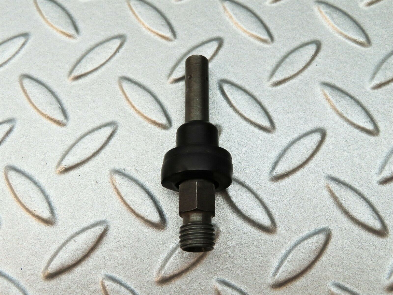 4422 Mercedes-Benz W123 230E Fuel Injector Bosch 0437502010