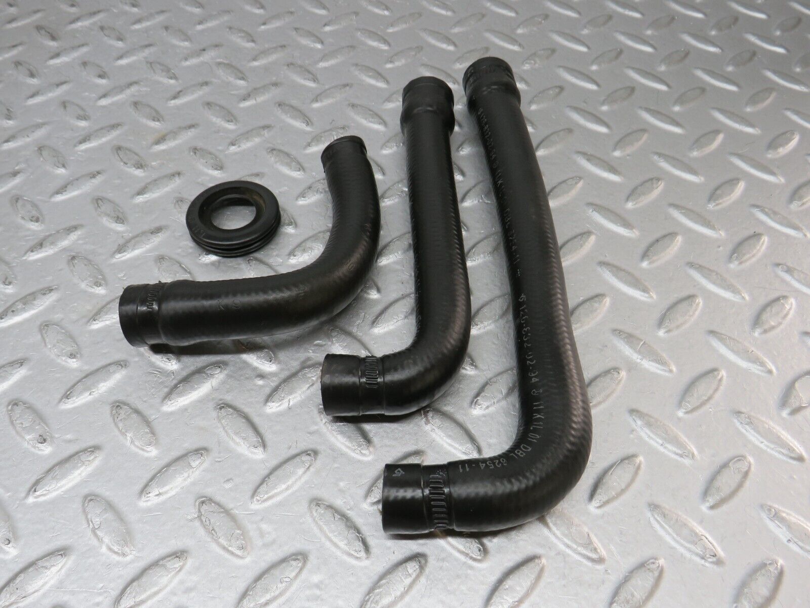 36282 Mercedes-Benz W126 420SE Heater Hose Pipe Set 1268320294 1268320394 1268321294