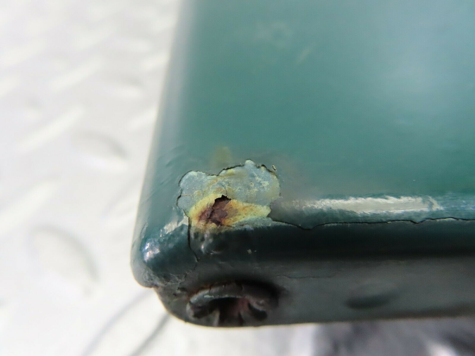 7980 Mercedes-Benz W115 220D Fuel Tank Flap Cap 1145840139