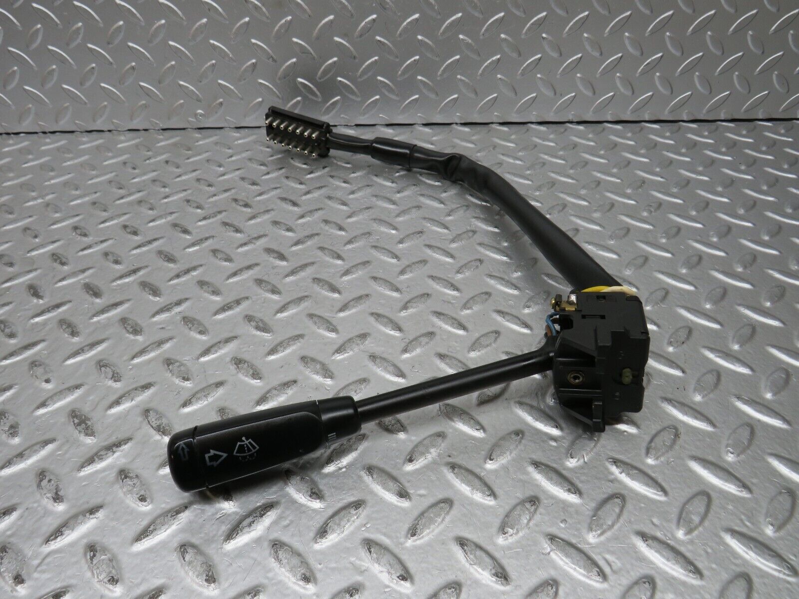 28630 Mercedes-Benz W123 280E Indicator Wiper Stalk