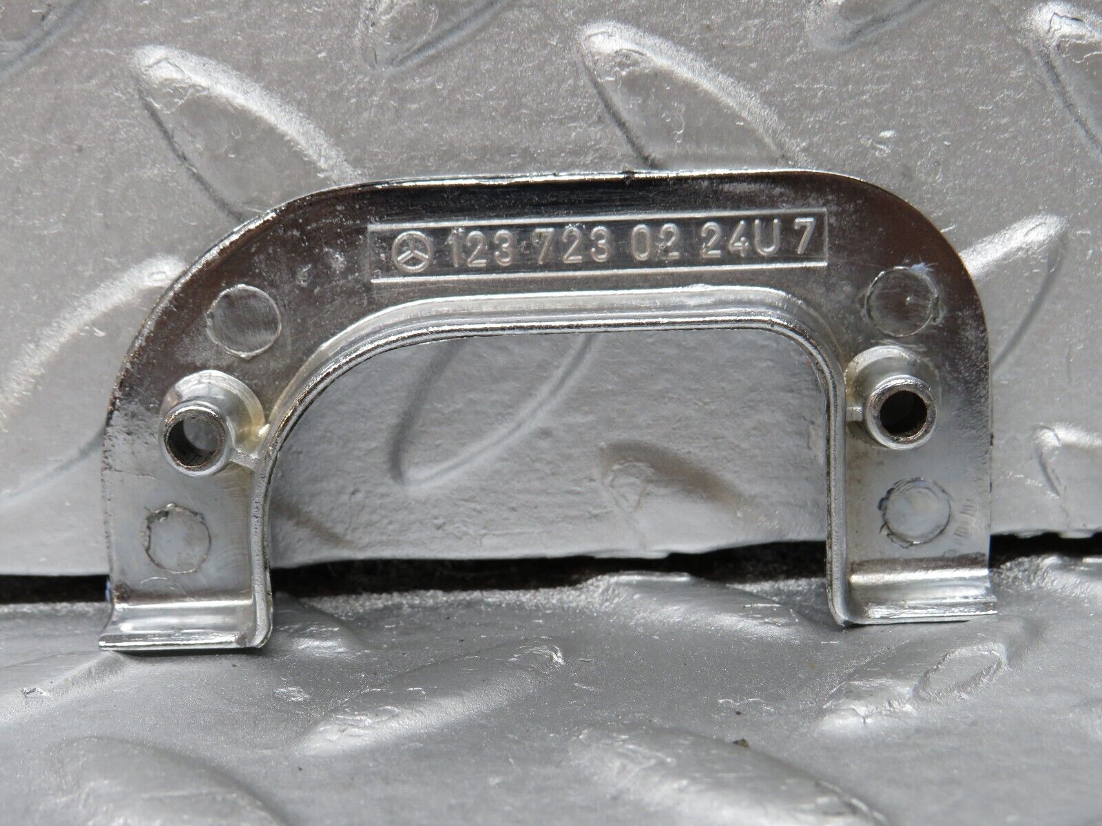 36094 Mercedes-Benz W126 420SE Interior Chrome Door Latch Right 1237230224