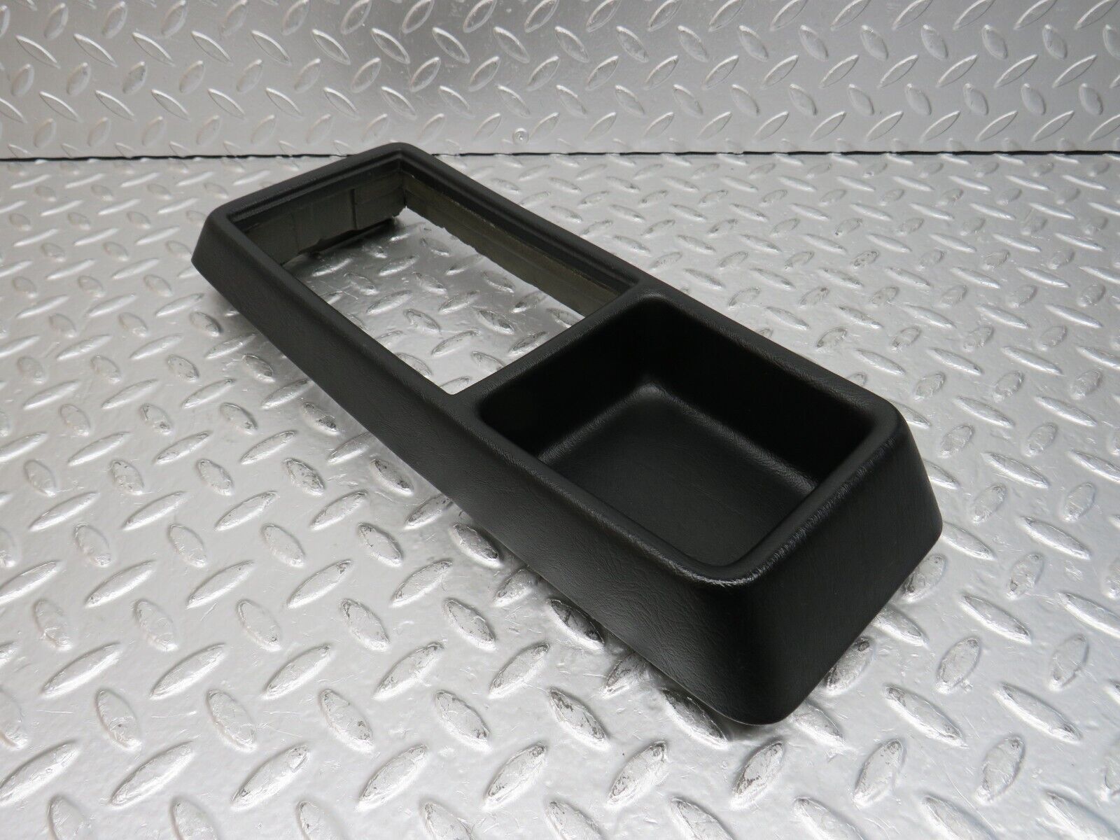 32360 Mercedes-Benz S124 300TE Wagon Centre Console Tray