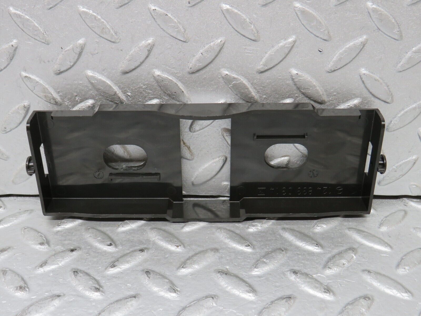 37923 Mercedes-Benz A124 320E Cabriolet Heater Control Switch Holder 1248330314