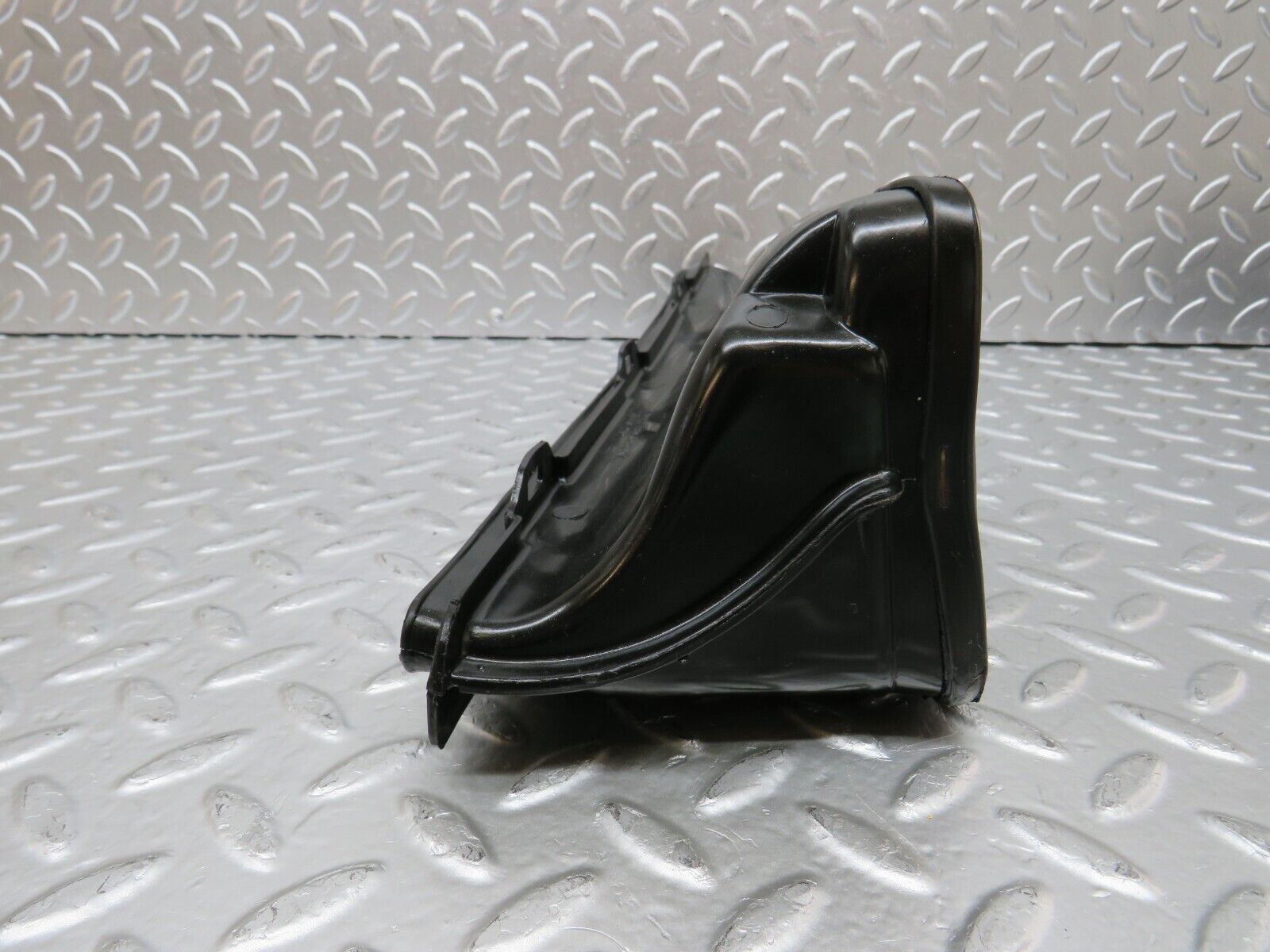 25569 Mercedes-Benz W123 200 Air Duct Vent Left And Right Side 1238300119