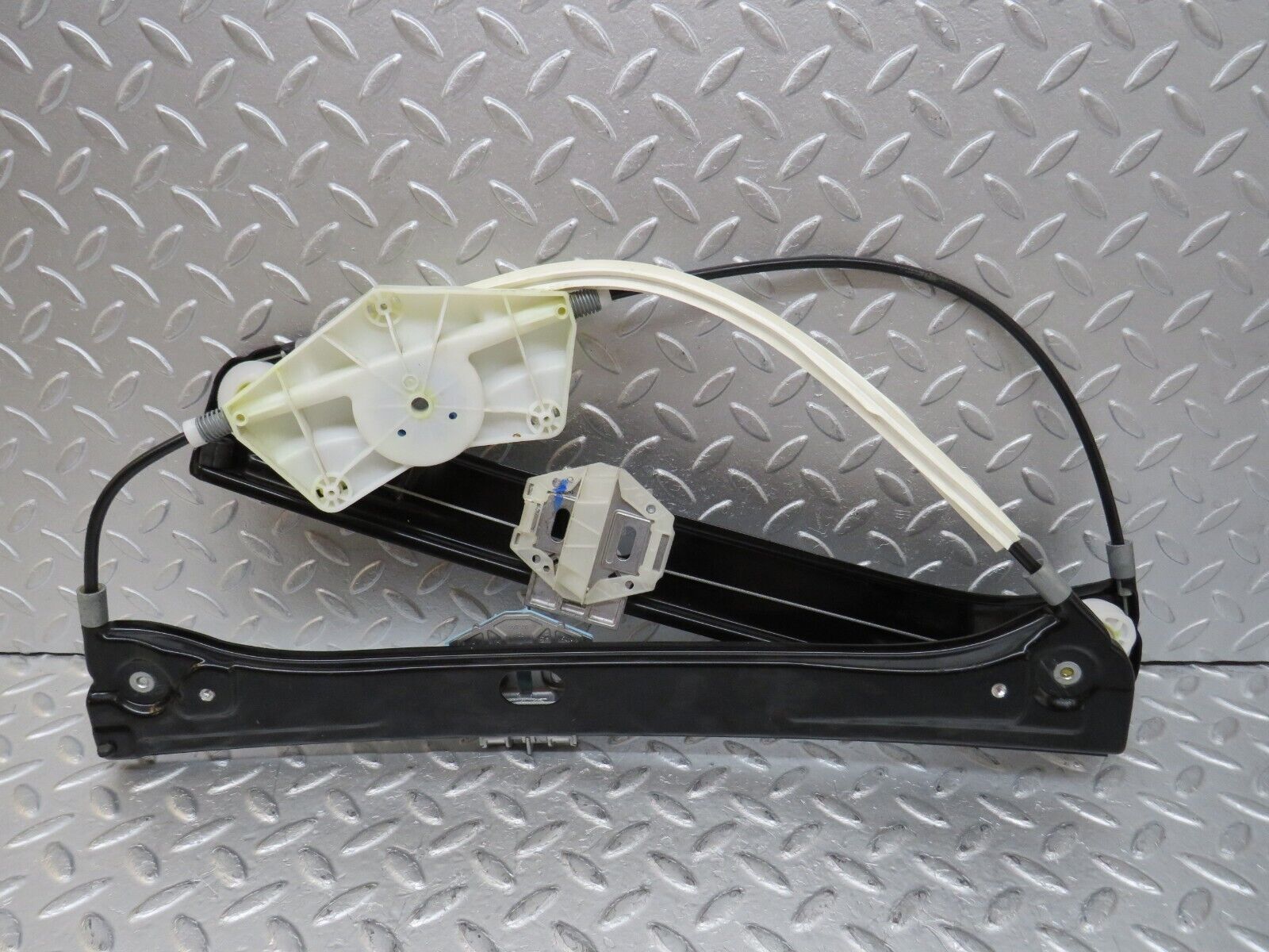 35198 Mercedes-Benz W221 Front Left Power Window Regulator