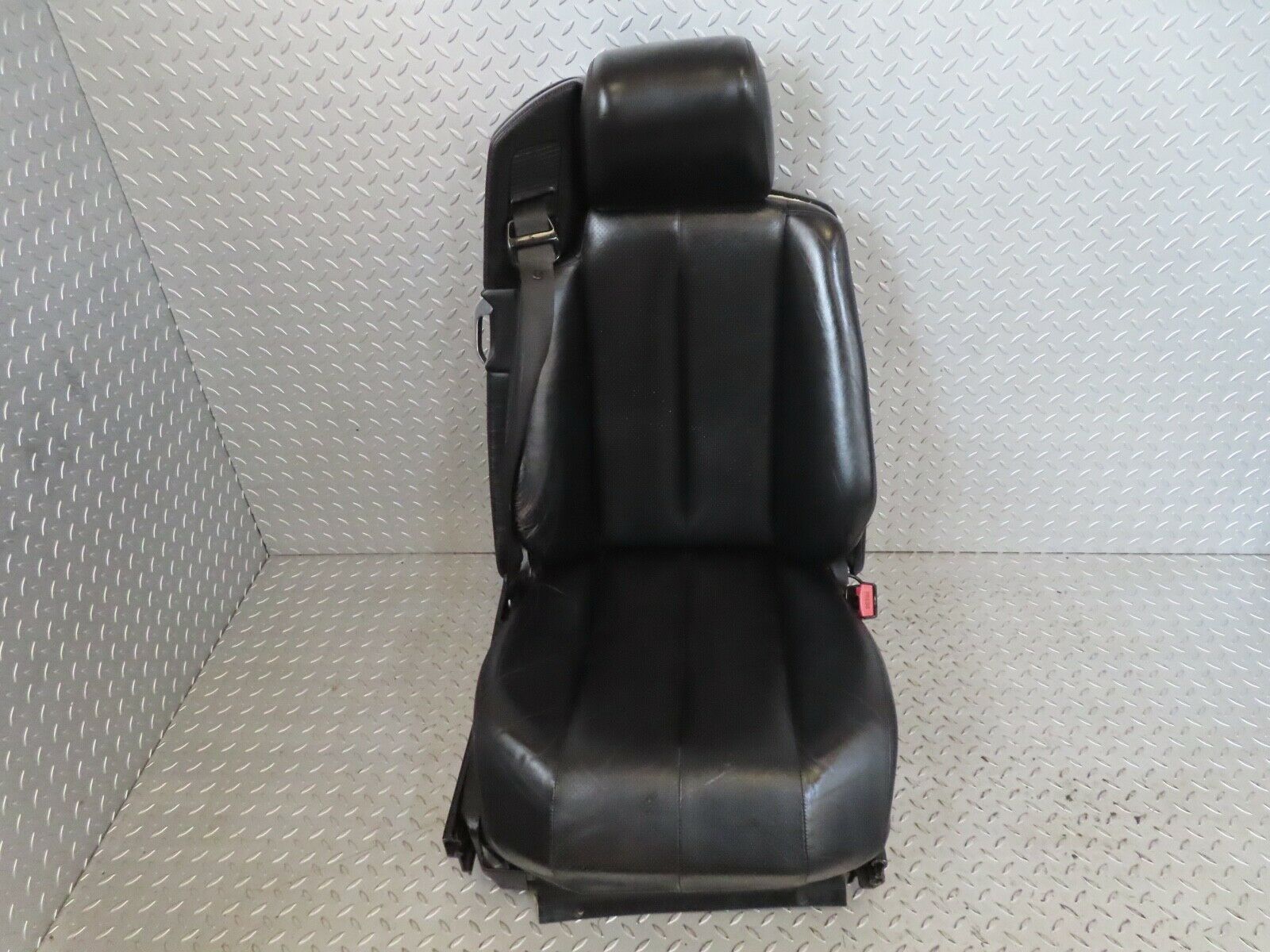 17184 Mercedes-Benz R129 300SL Coupe Electric Front Right Seat Black Leather