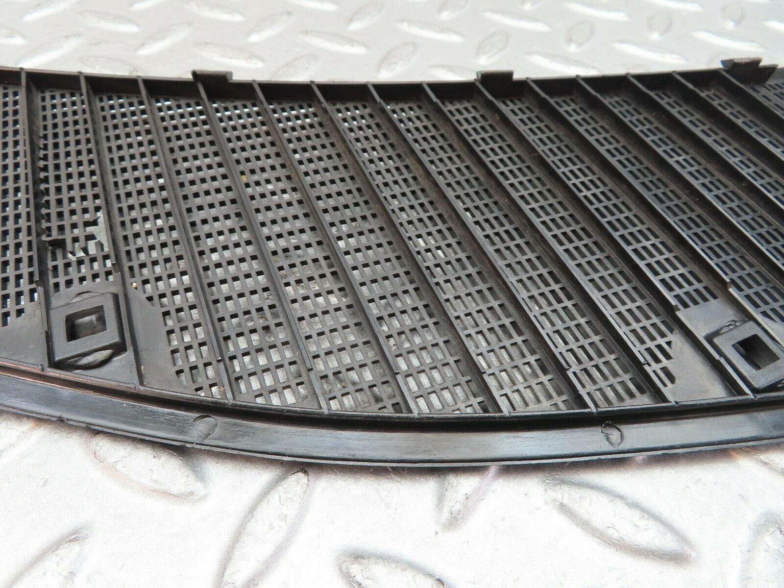 9578 Mercedes-Benz C123 280CE Coupe Air Intake Grill Left Side 1238362965