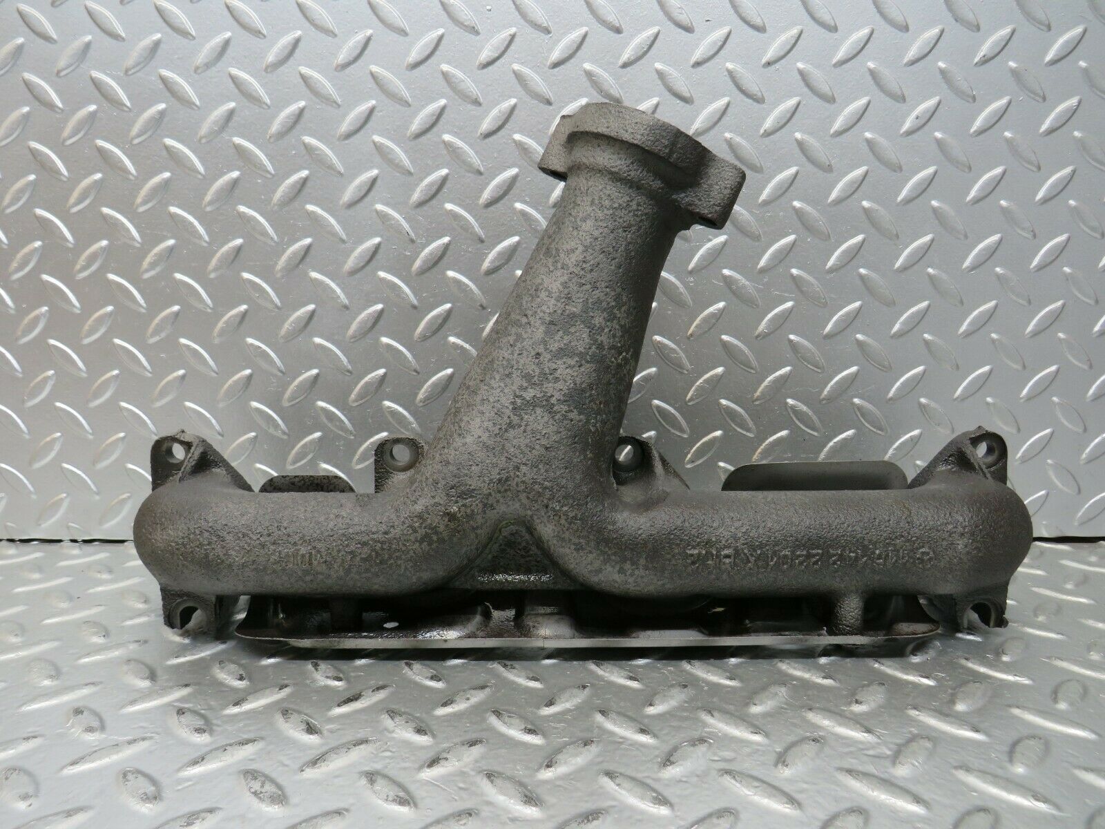 23403 Mercedes-Benz W116 350SE Exhaust Manifold Right Side 1161422201