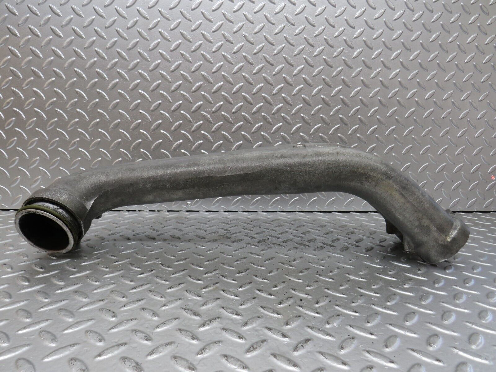 27770 Mercedes-Benz S124 300TE Wagon Air Intake Pipe 6061410604