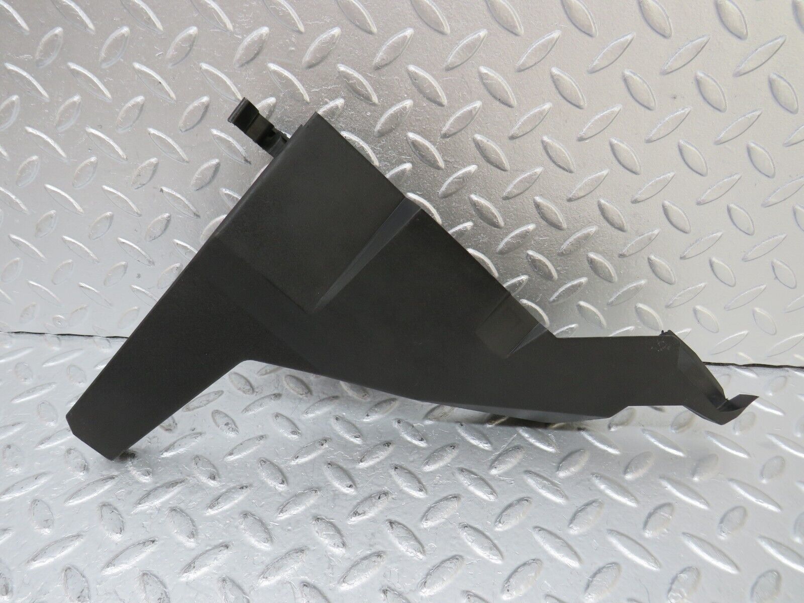 34996 Mercedes-Benz W210 320E Water Drain Pair 2106280369 2106280469