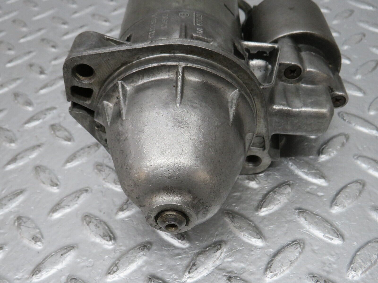 32694 Mercedes-Benz S124 300TE Wagon Starter Motor Bosch 0001110016