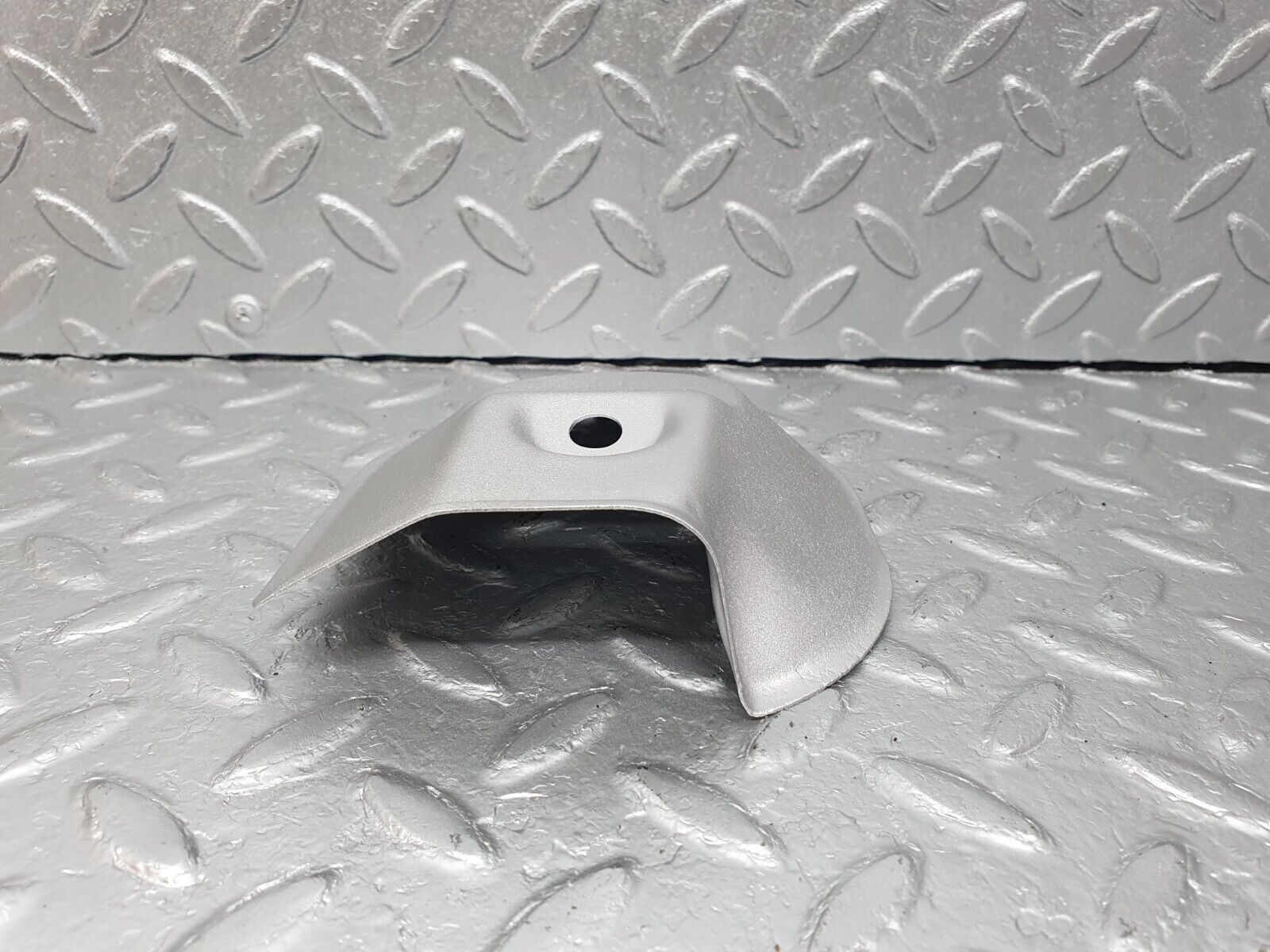 41523 Mercedes-Benz W124 200E Engine Mount Bracket Heat Shield Right Side