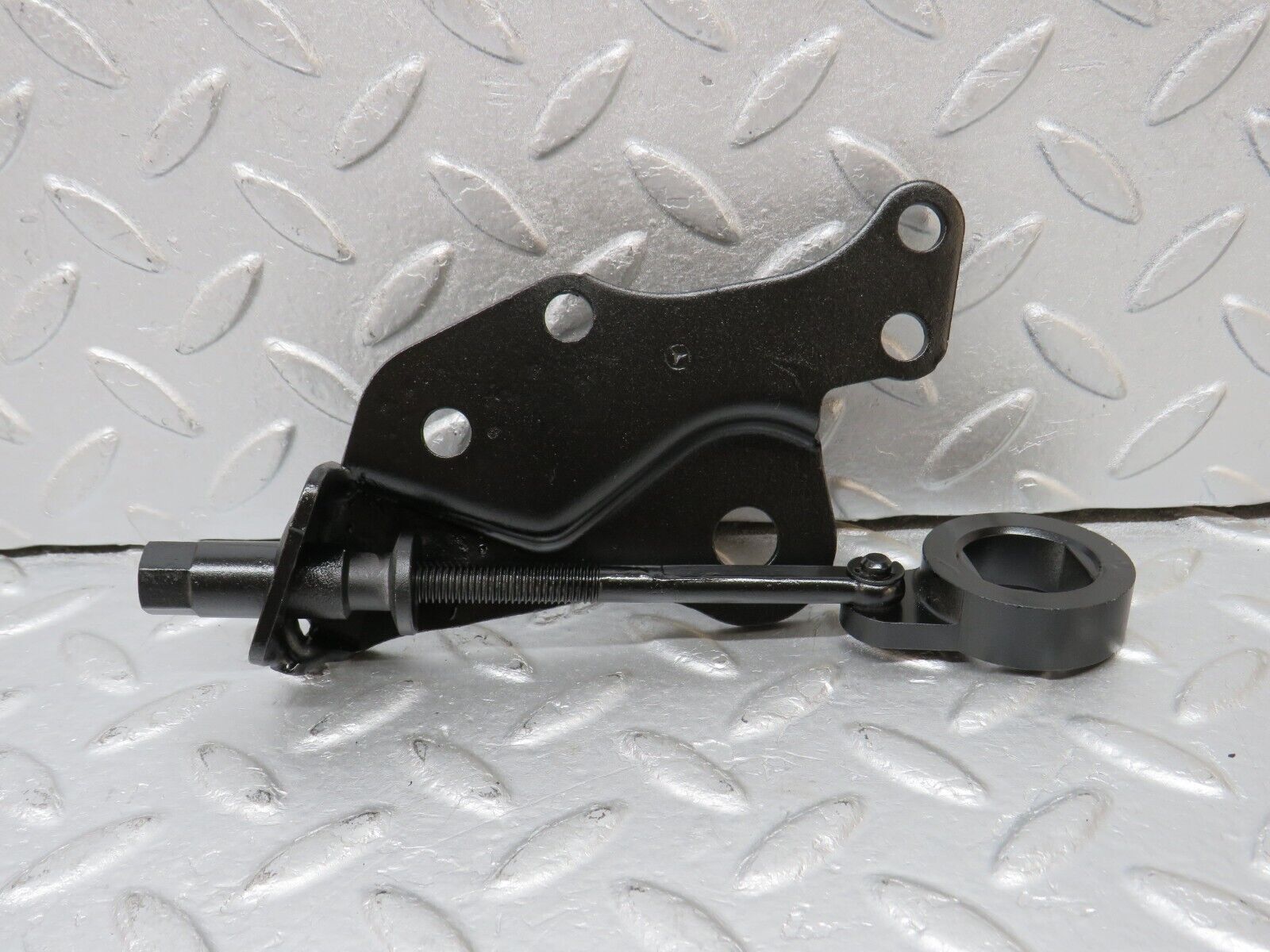 38925 Mercedes-Benz W201 190E 2.6L Alternator Generator Tensioner