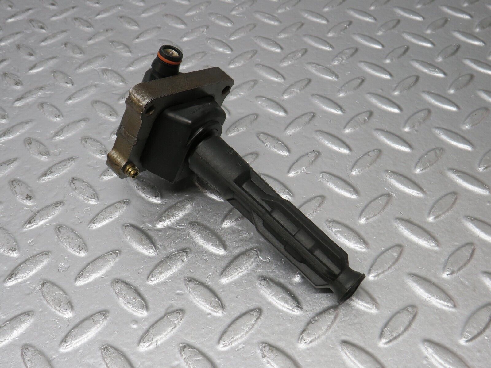 39494 Mercedes-Benz R129 320SL Coupe Ignition Coil 0001587003 0221506444 0001593542