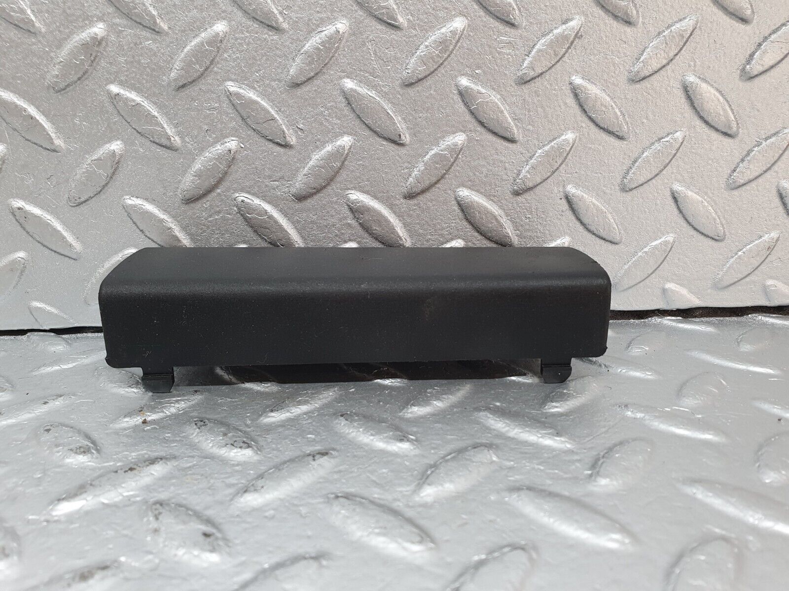 41554 Mercedes-Benz W124 200E Dash Harness Connector Cover 1248210038