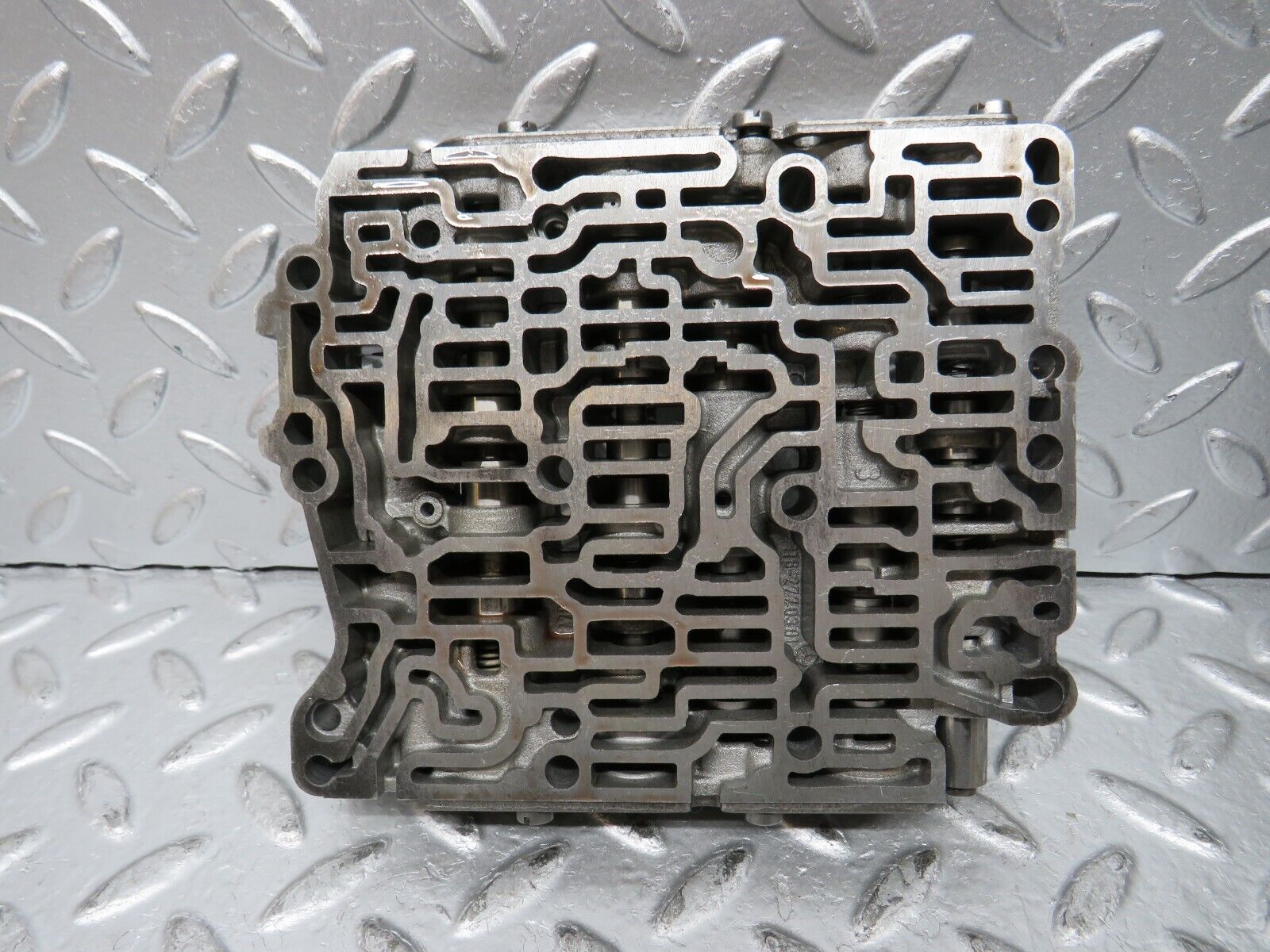 30223 Mercedes-Benz W123 230E Auto Gearbox Valve Body 722.122 1162770901