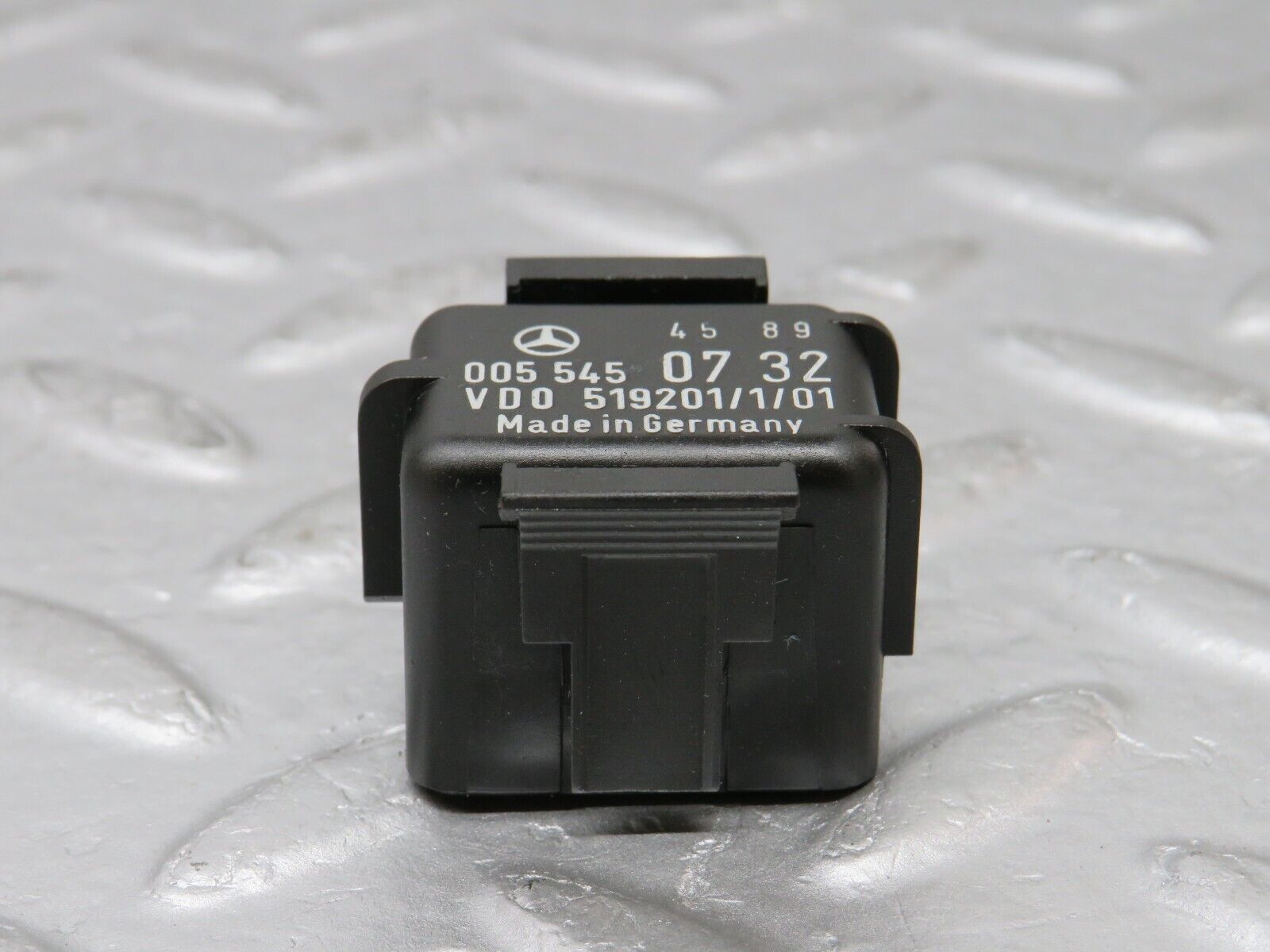 36081 Mercedes-Benz W126 420SE Cruise Control Unit Module Relay 0055450732