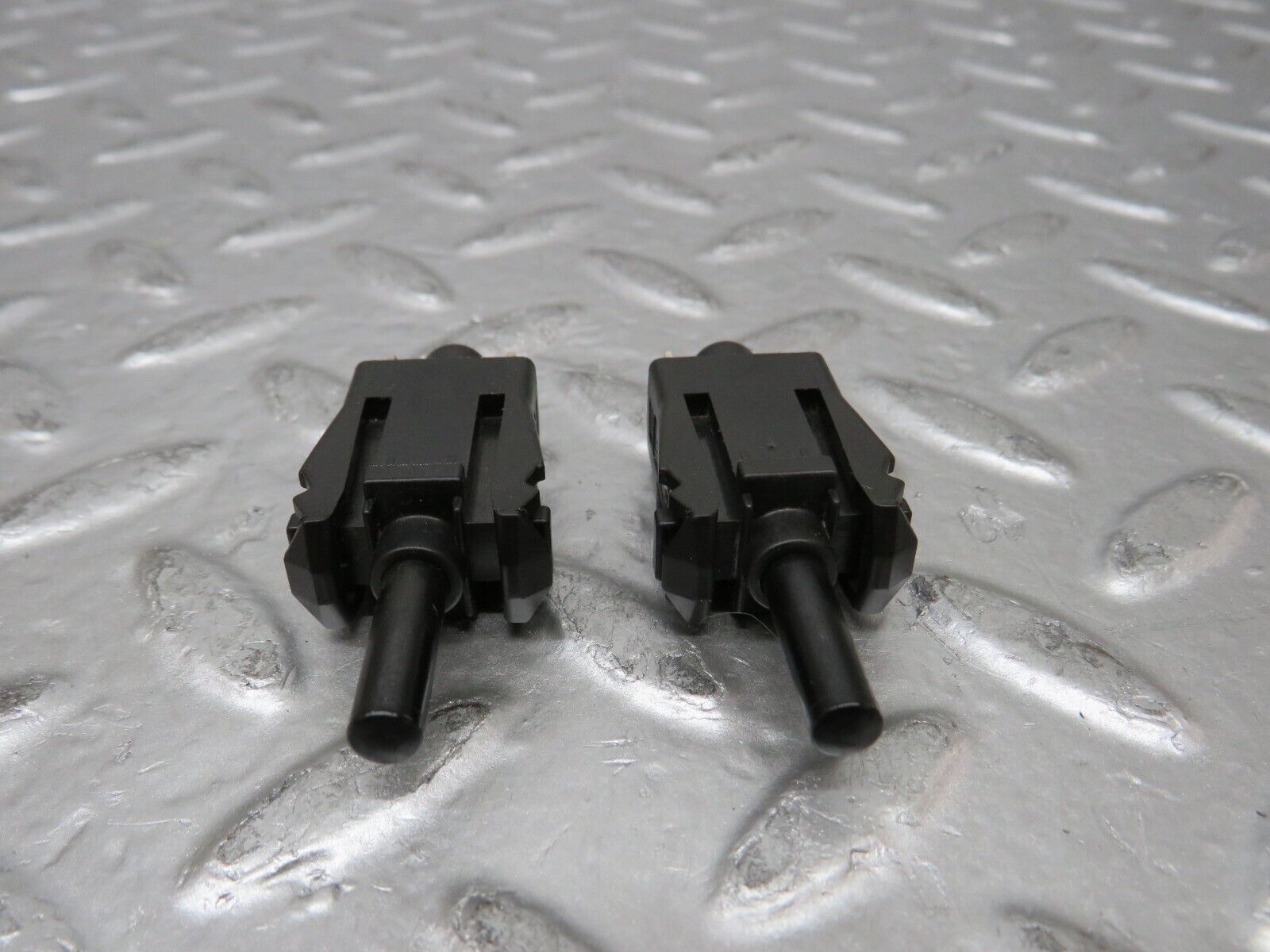 26719 Mercedes-Benz C124 220CE Coupe Door Contact Switch Pair 0015458714