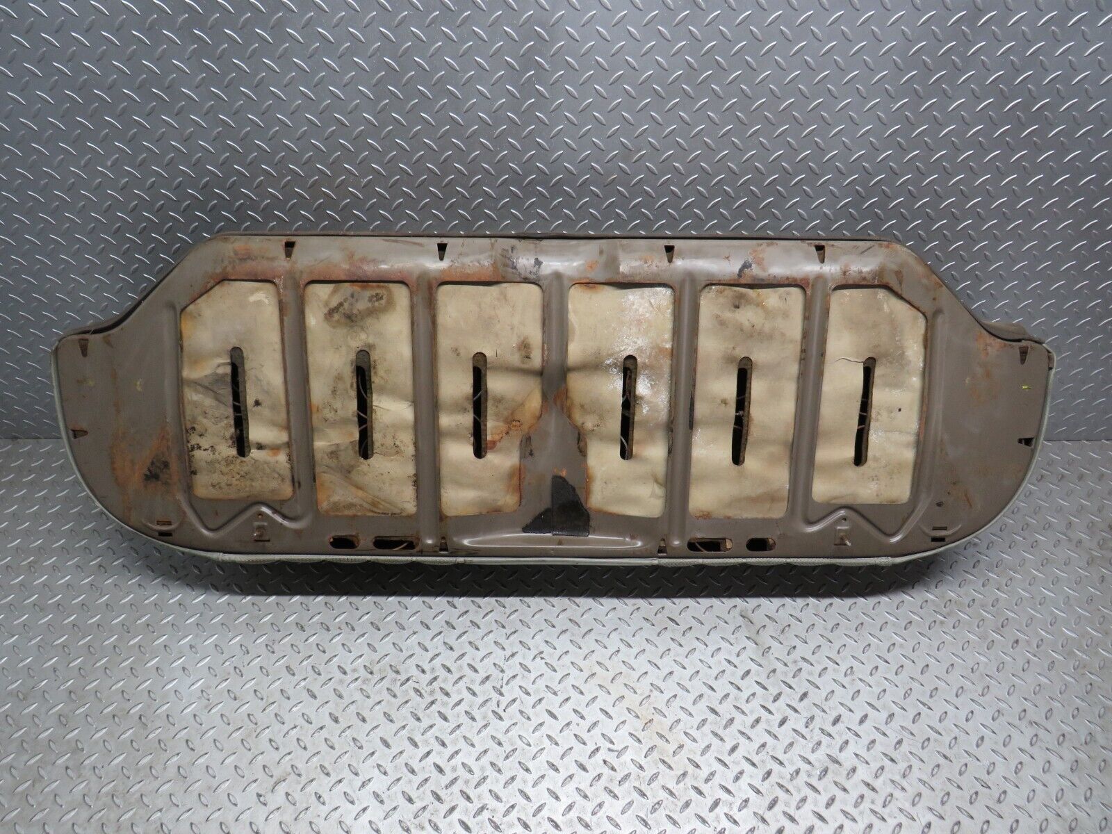 40512 Mercedes-Benz W110 230 Rear Seat Leather Beige