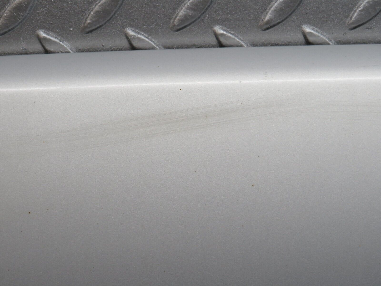 39380 Mercedes-Benz R129 320SL Coupe Left Door Lower Moulding Trim 1296902140